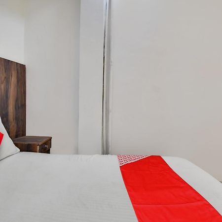 Hotel O Golden King Guest House New Delhi Luaran gambar