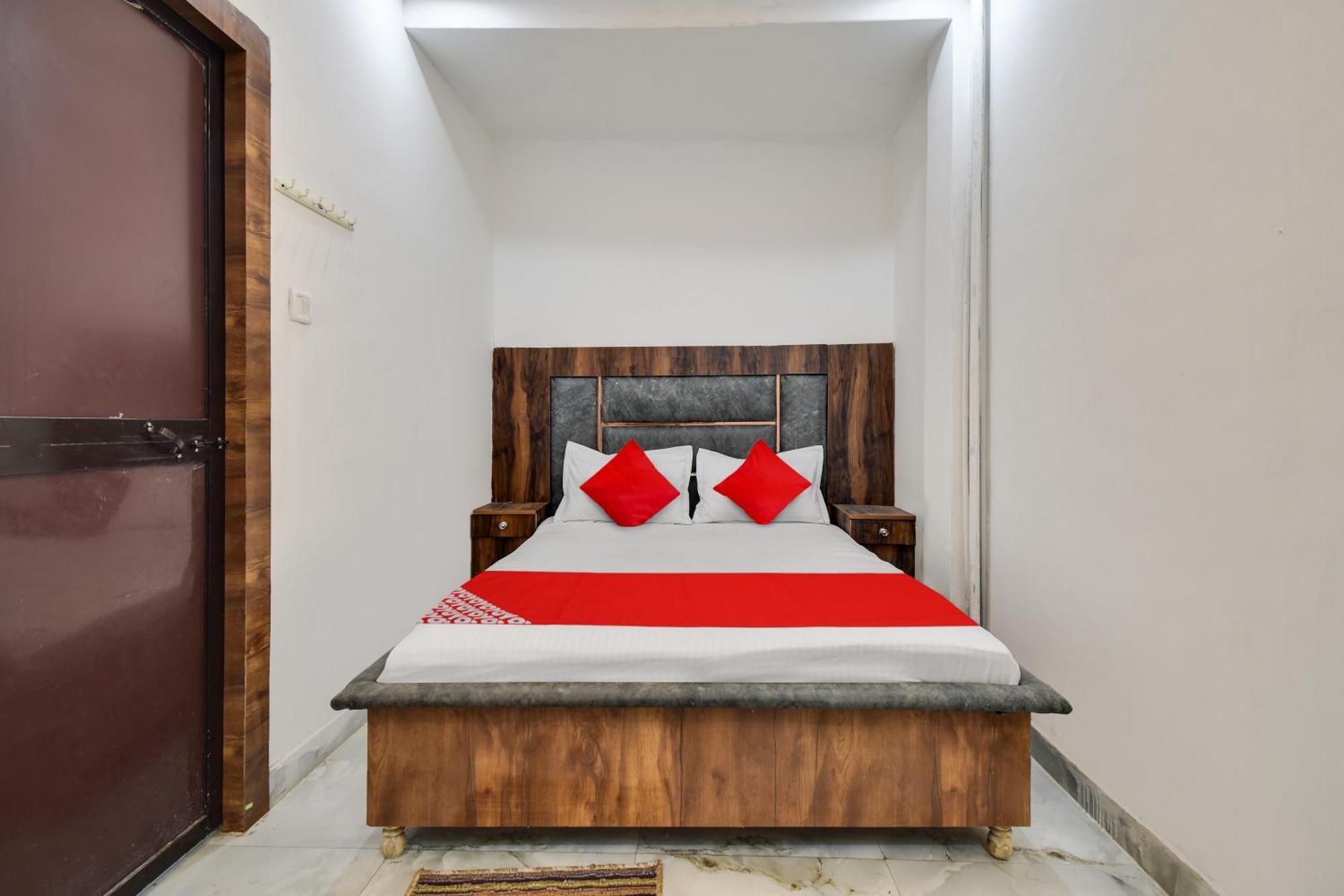 Hotel O Golden King Guest House New Delhi Luaran gambar