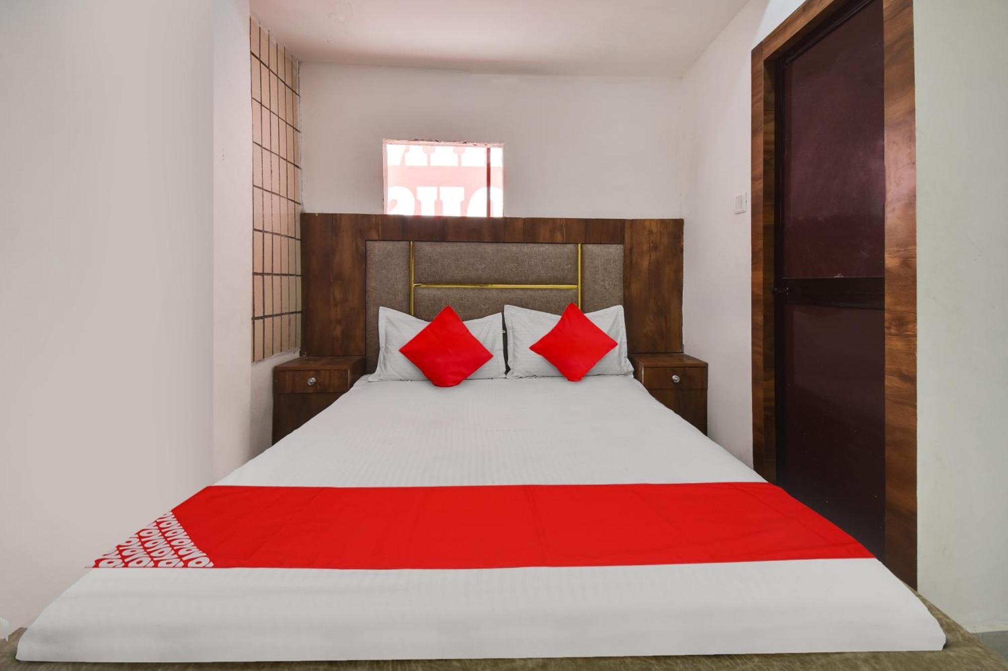 Hotel O Golden King Guest House New Delhi Luaran gambar