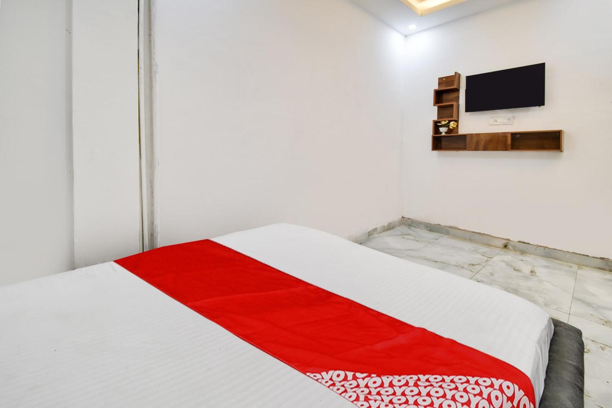 Hotel O Golden King Guest House New Delhi Luaran gambar