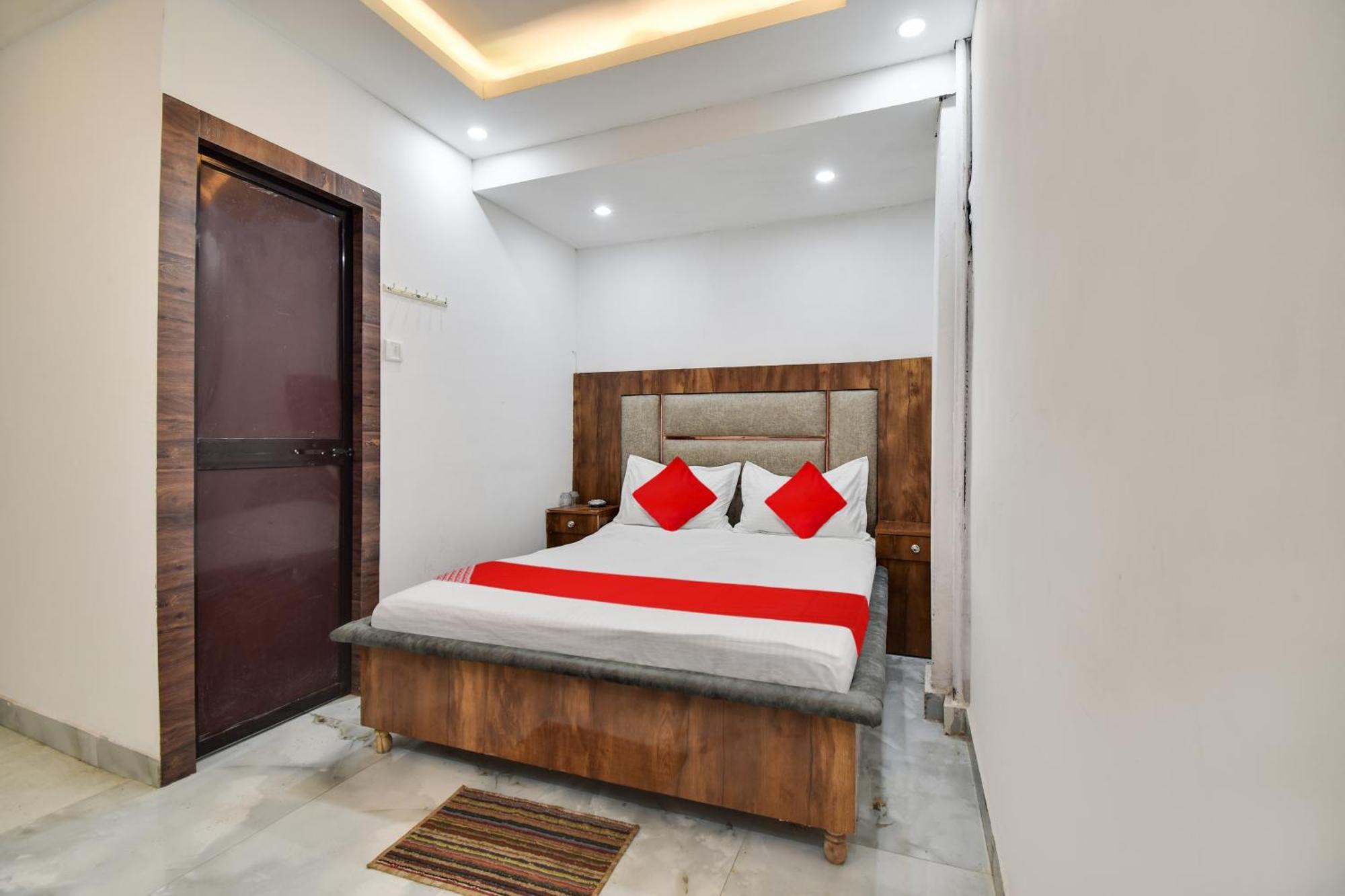 Hotel O Golden King Guest House New Delhi Luaran gambar